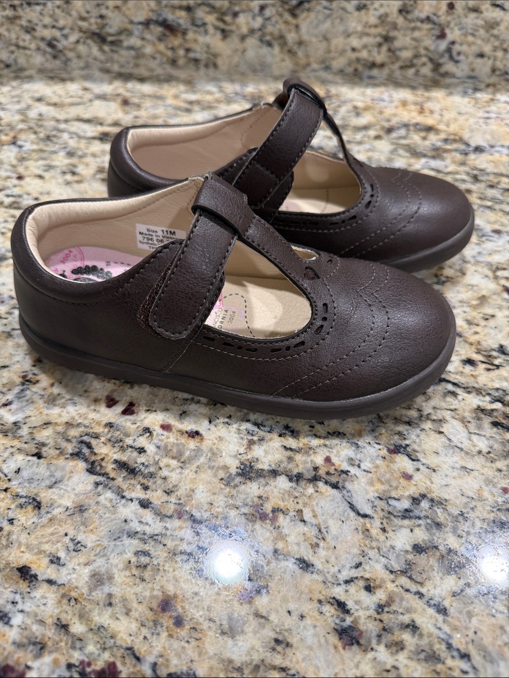 Girls Brown T-Strap School Mary Jane Shoes